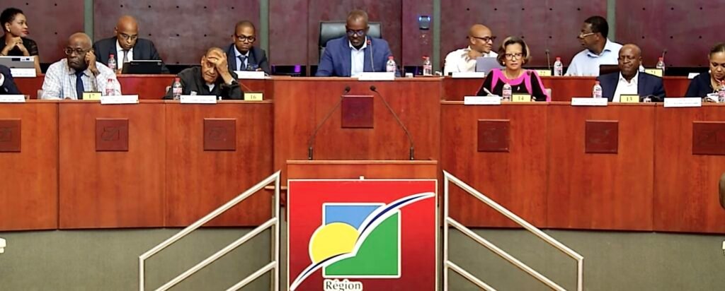 Guadeloupe. Congrès. La Région vote les résolutions : A. Chalus s’abstient !