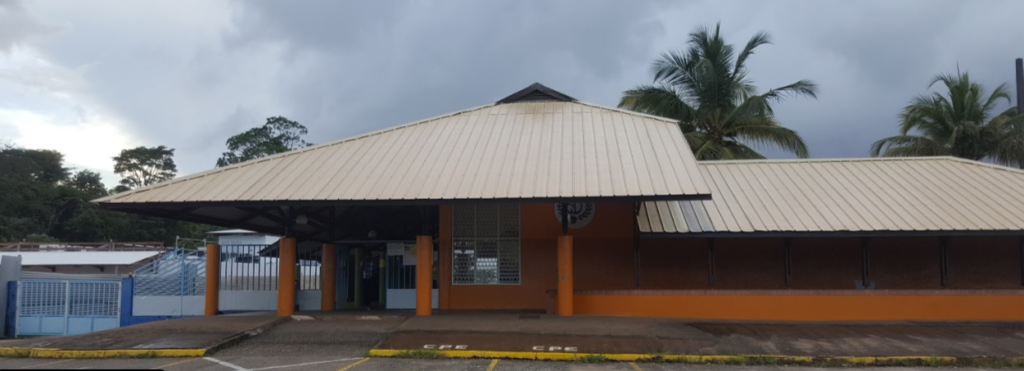 racisme college auguste dédé Guyane