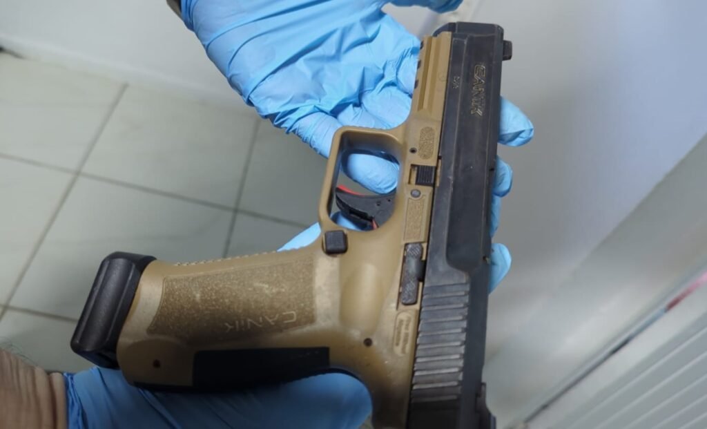 Guadeloupe. Violence. Importante saisie d’armes à Petit-Bourg, trois suspects arrêtés