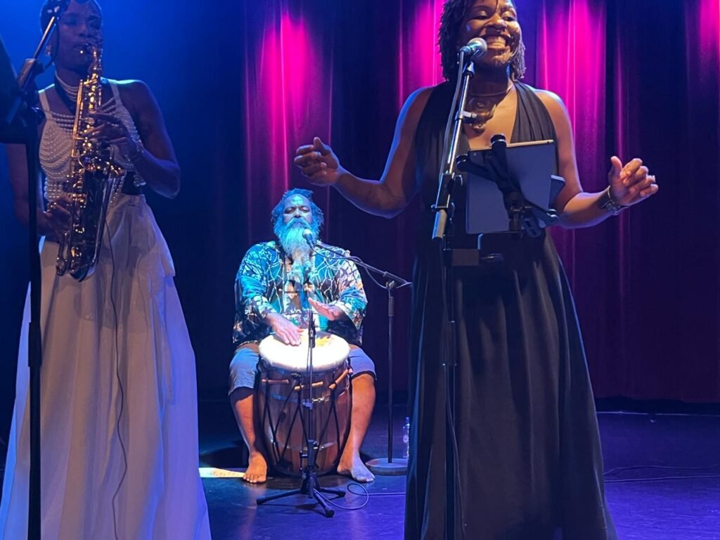 Guadeloupe. Show. Le groupe Zeb a Fanm ? On dot rimed pou mizik an nou !